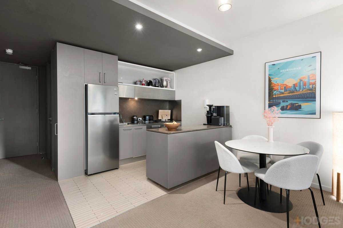 1 / 4 Victoria Street Windsor - Residential for sale