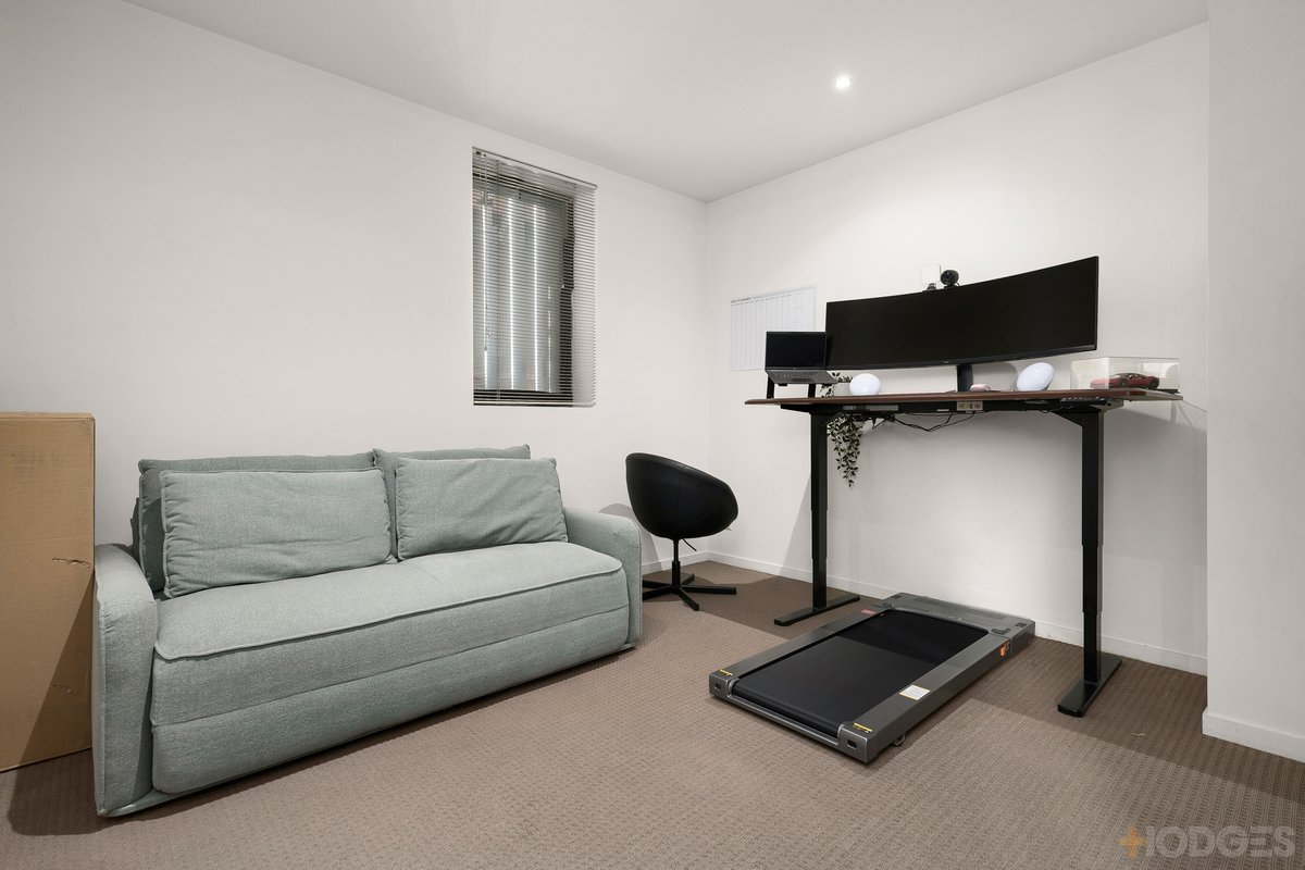 1 / 4 Victoria Street Windsor - Residential for sale