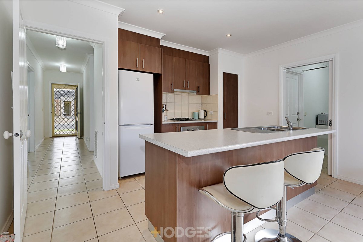 1 / 40 Carissa Circuit Werribee - Residential for sale