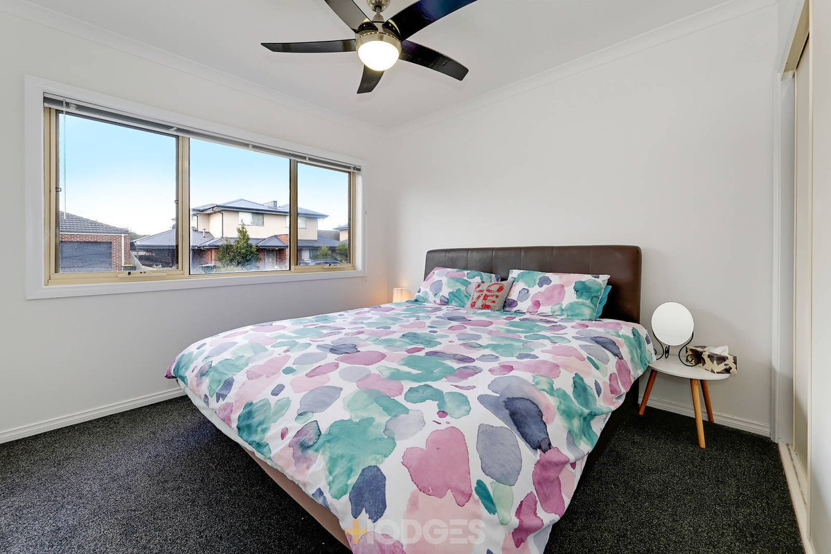 1 / 40 Carissa Circuit Werribee - Residential for sale