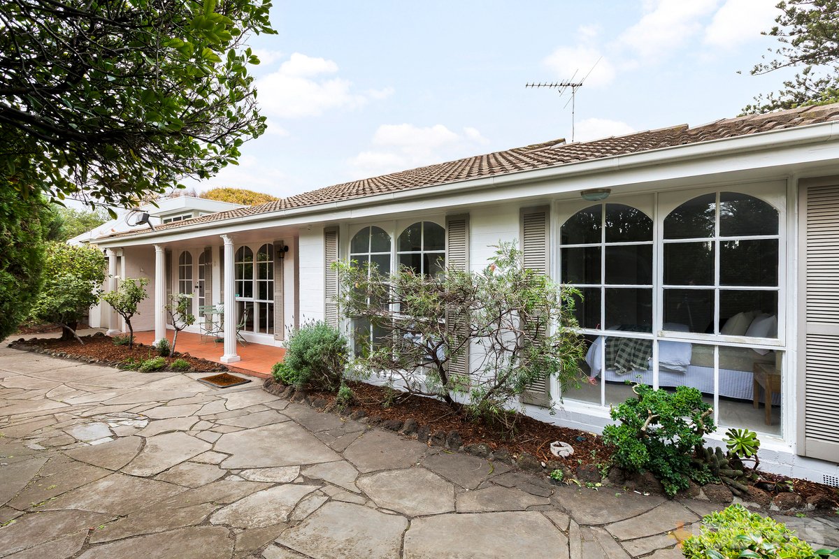 1 / 42 Edward Street Sandringham - 3 bedroom property