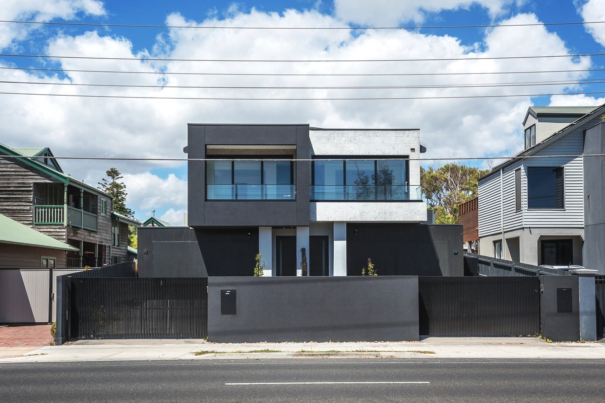 143A Nepean Highway Seaford - Residential for lease