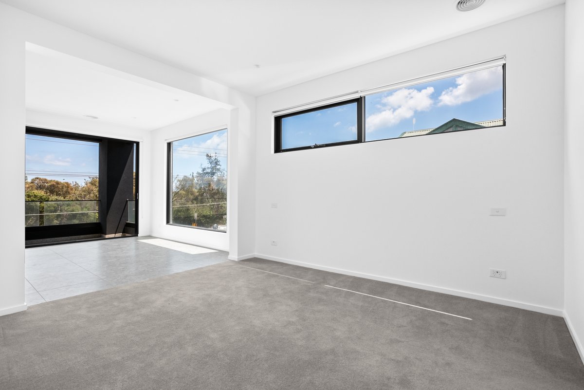 143A Nepean Highway Seaford - Residential for lease