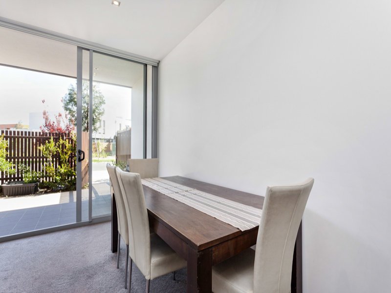 1 / 46 Eucalyptus Drive MAIDSTONE - Residential for sale