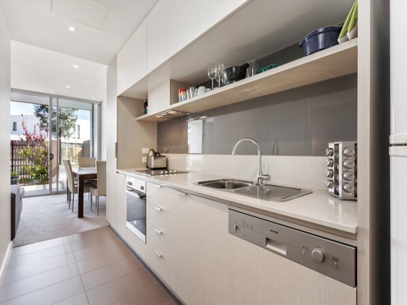 1 / 46 Eucalyptus Drive MAIDSTONE - Residential for sale
