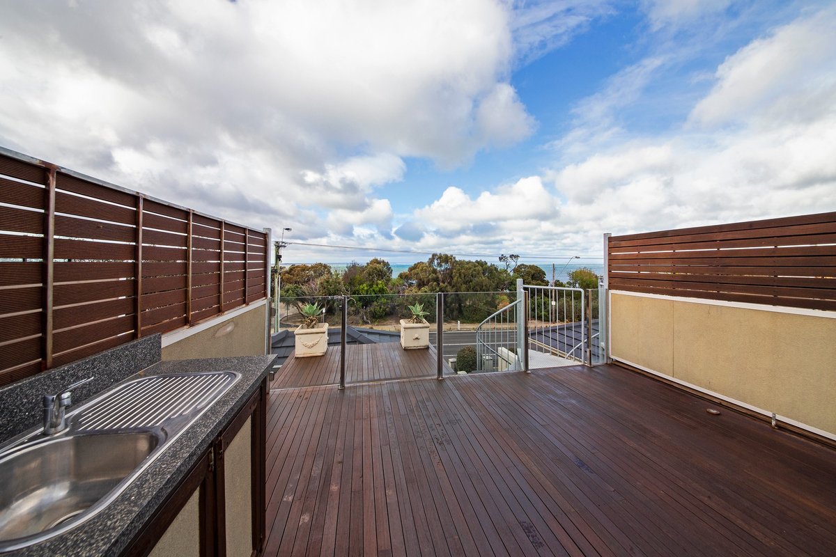 1 / 462 Beach Road Beaumaris - Residential for lease