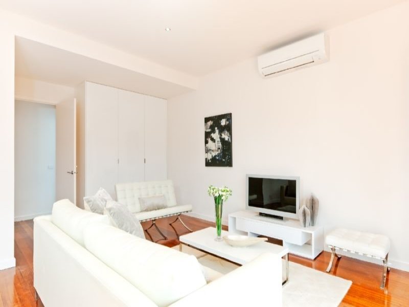 1 / 47 Station Lane SEDDON - Residential for sale