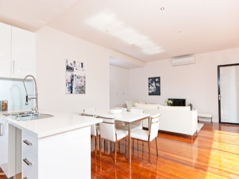 1 / 47 Station Lane SEDDON - Residential for sale