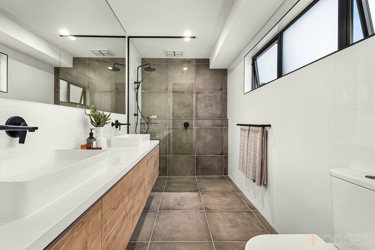 14a Davie Avenue Cheltenham - Residential for sale