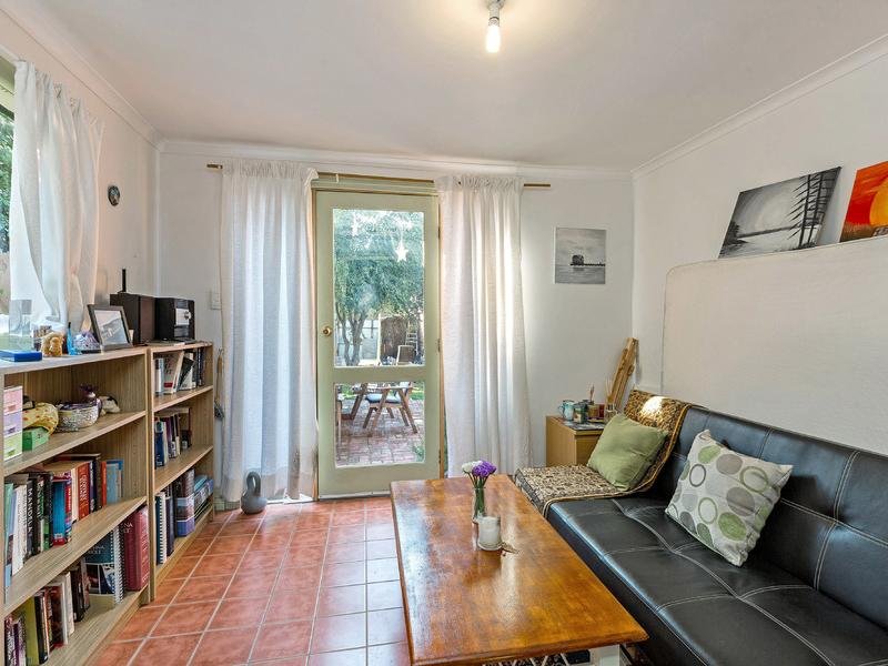 15 Bellairs Avenue SEDDON - Residential for sale