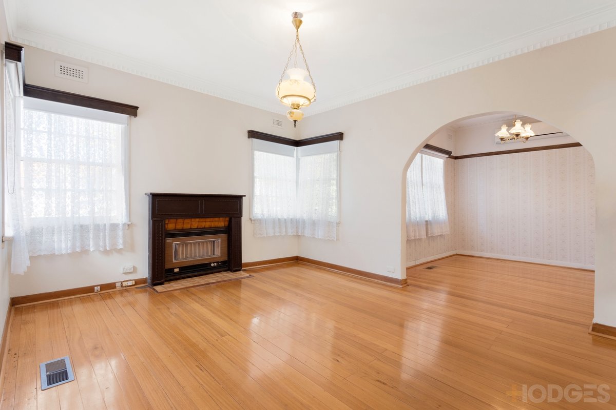 15 Bessie Street Bentleigh East - Residential for sale