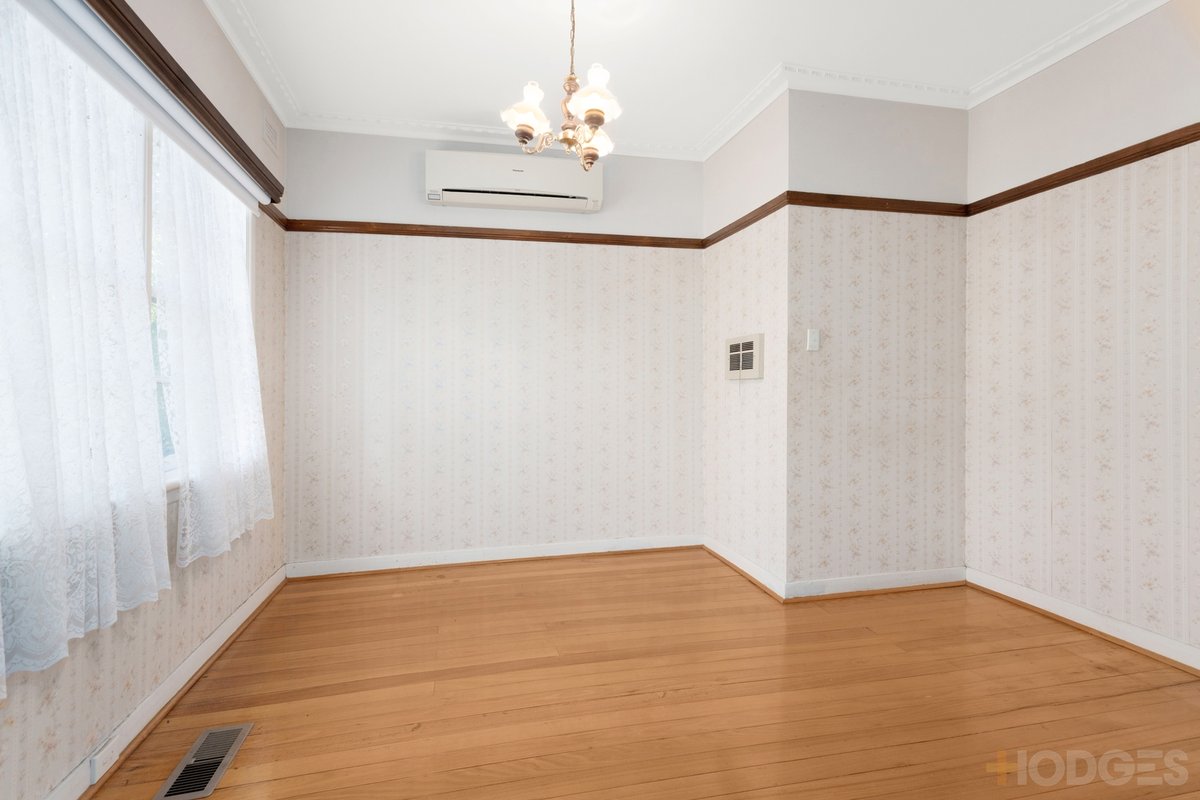 15 Bessie Street Bentleigh East - Residential for sale