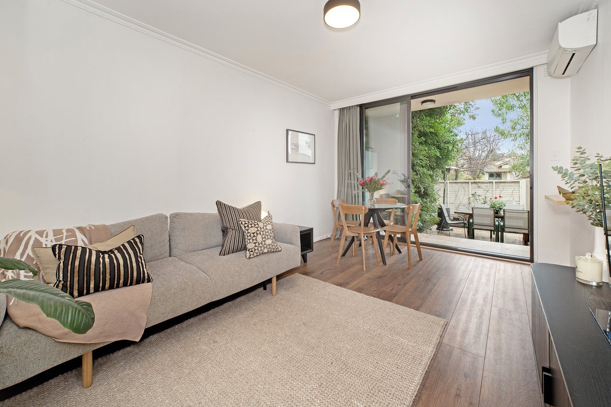 1 / 5 Duke Street Caulfield South - 2 bedroom property