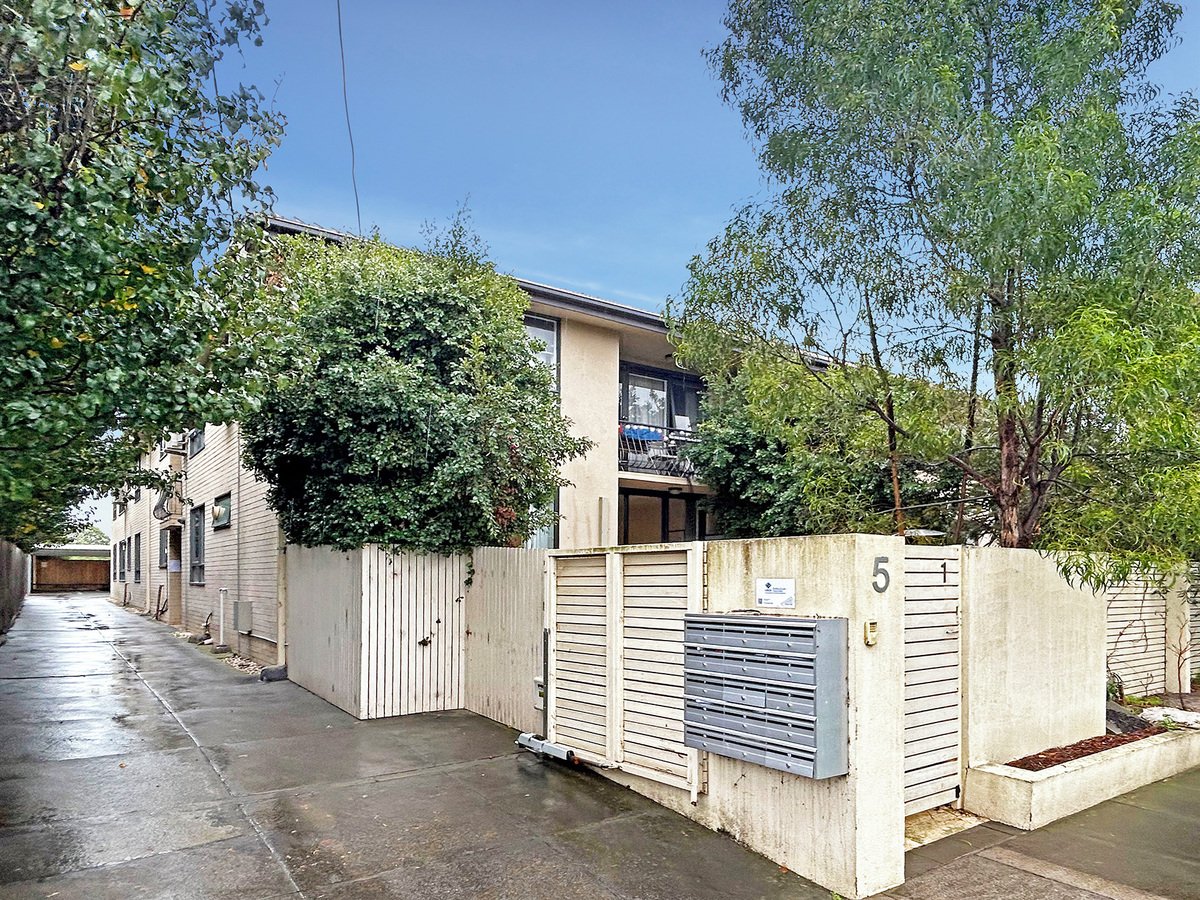 1 / 5 Duke Street Caulfield South - Residential for lease