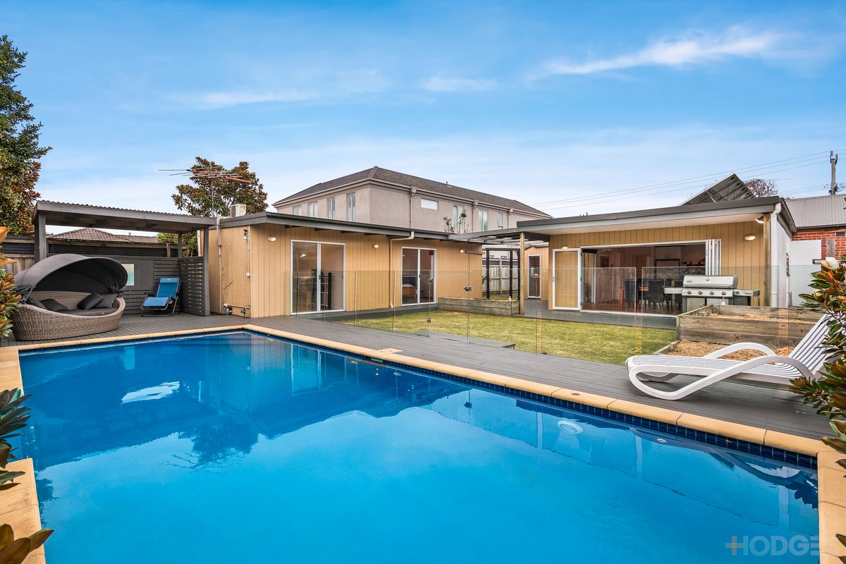 15 Earlsfield Road Hampton - Residential for sale
