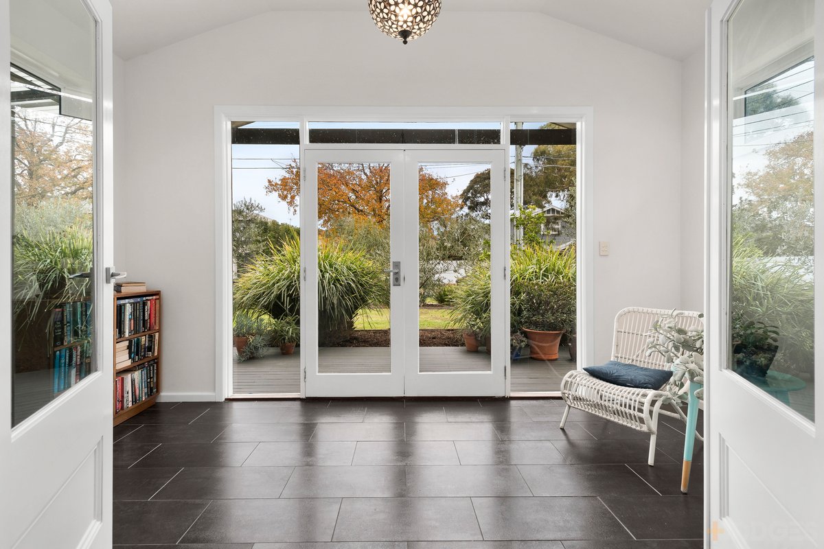15 Earlsfield Road Hampton - Residential for sale
