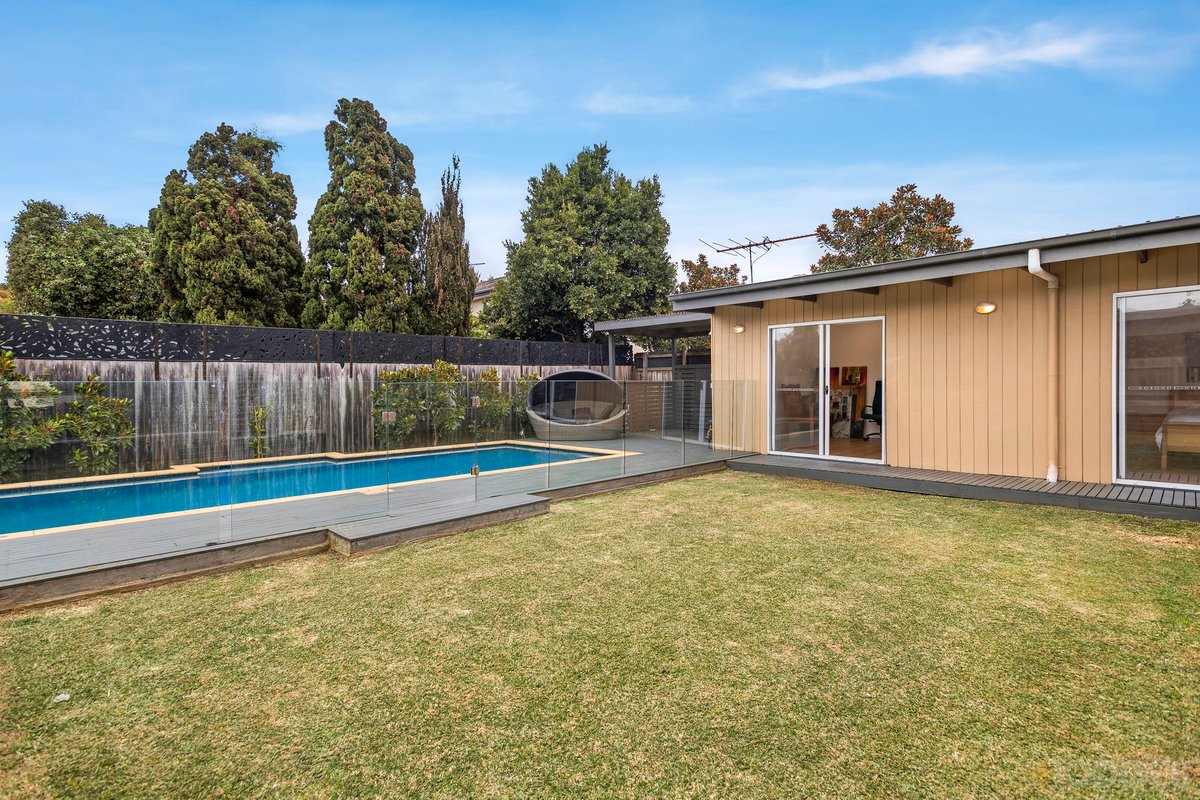 15 Earlsfield Road Hampton - Residential for sale