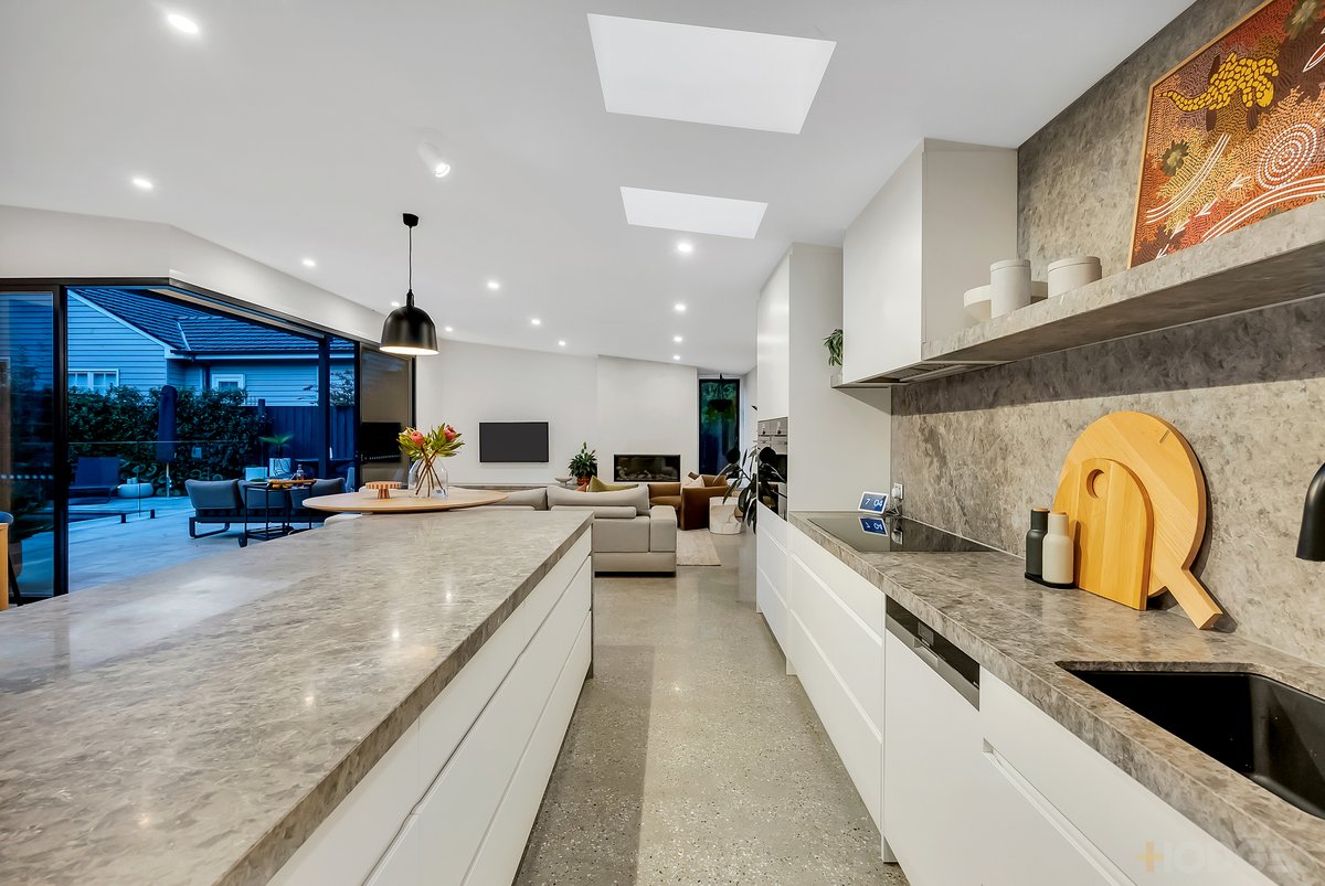 15 Heather Grove Cheltenham - Residential for sale