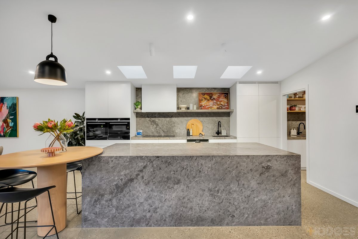 15 Heather Grove Cheltenham - Residential for sale