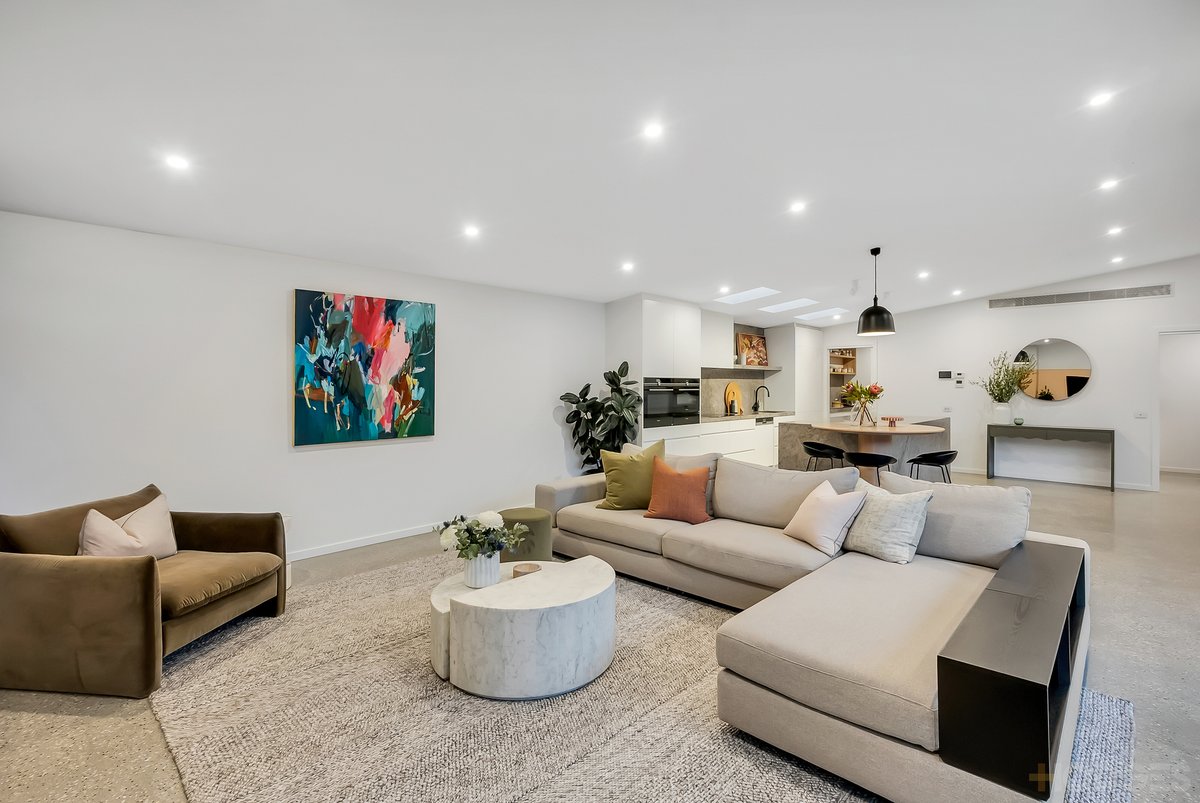 15 Heather Grove Cheltenham - Residential for sale