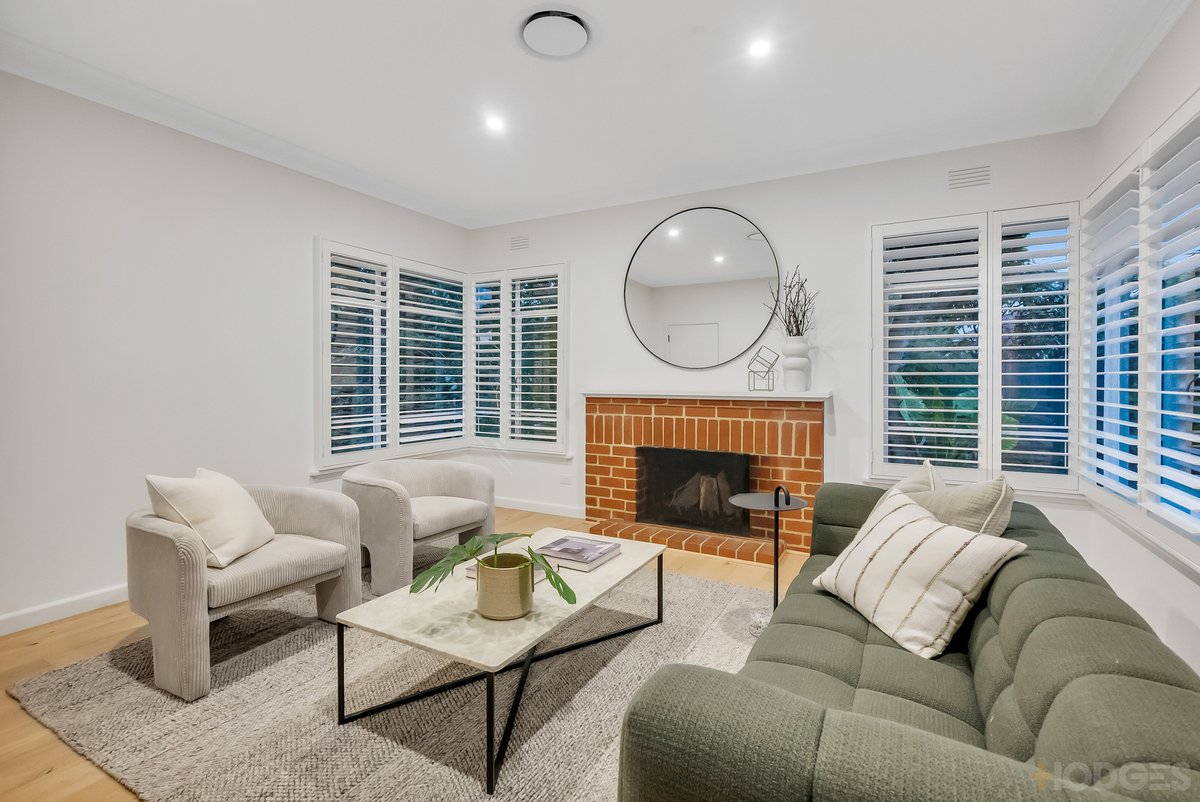 15 Heather Grove Cheltenham - Residential for sale