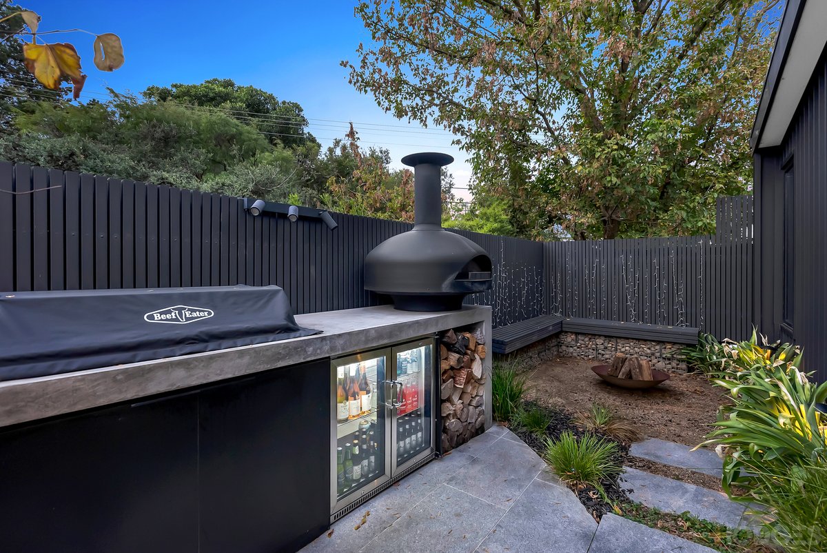 15 Heather Grove Cheltenham - Residential for sale