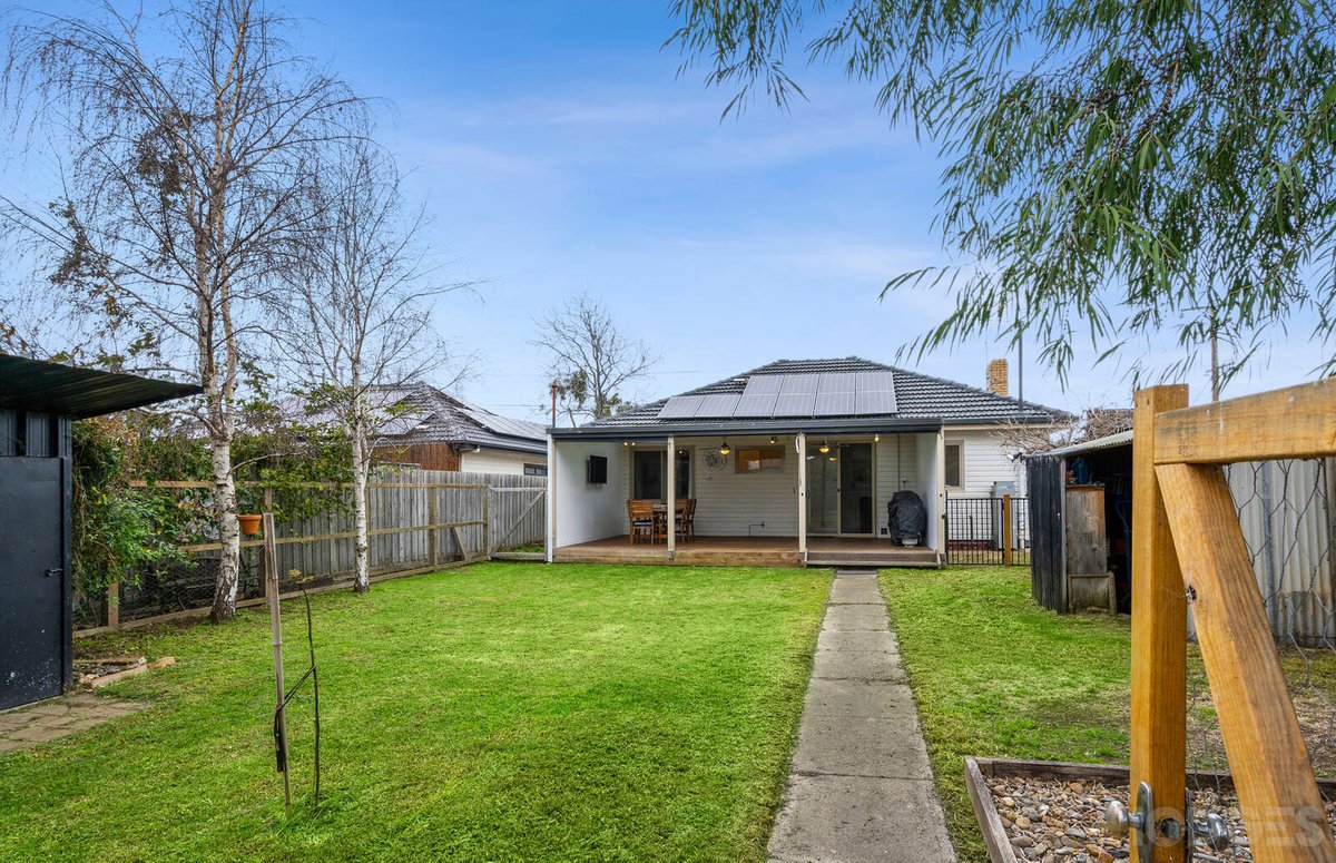15 Hickey Street Whittington - Residential for sale
