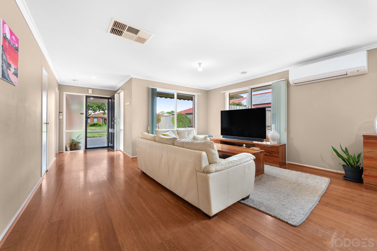 15 Hopetoun Road Werribee - Residential for sale