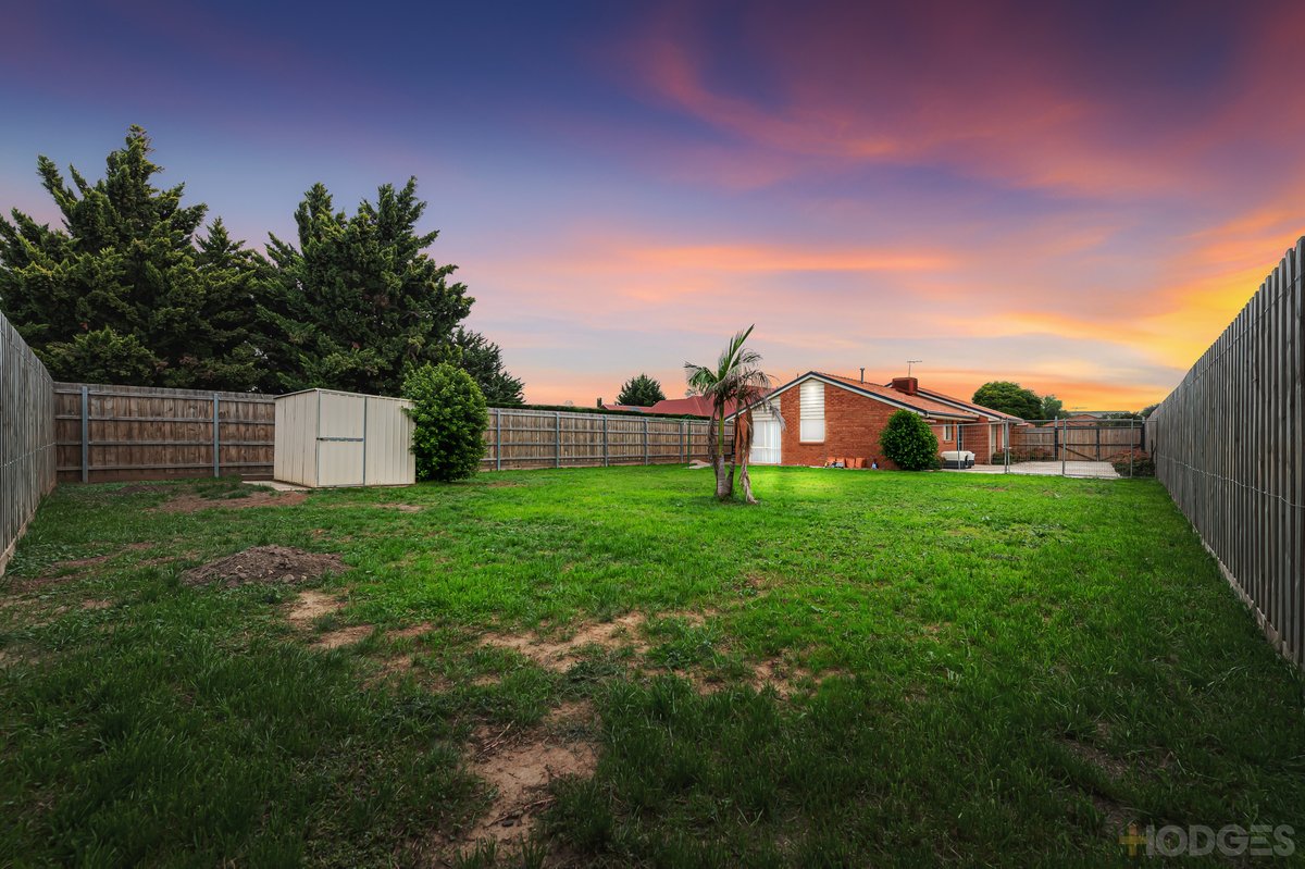 15 Hopetoun Road Werribee - Residential for sale