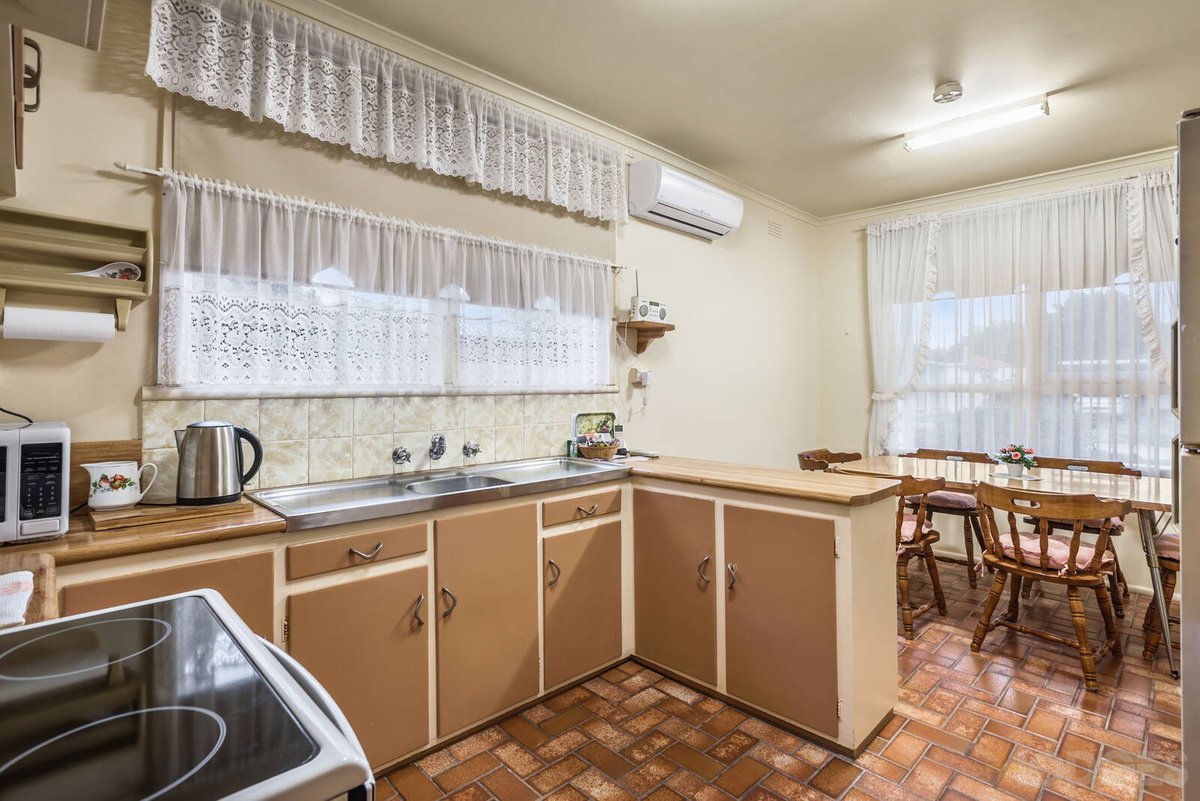 15 Ivan Avenue Edithvale - Residential for sale