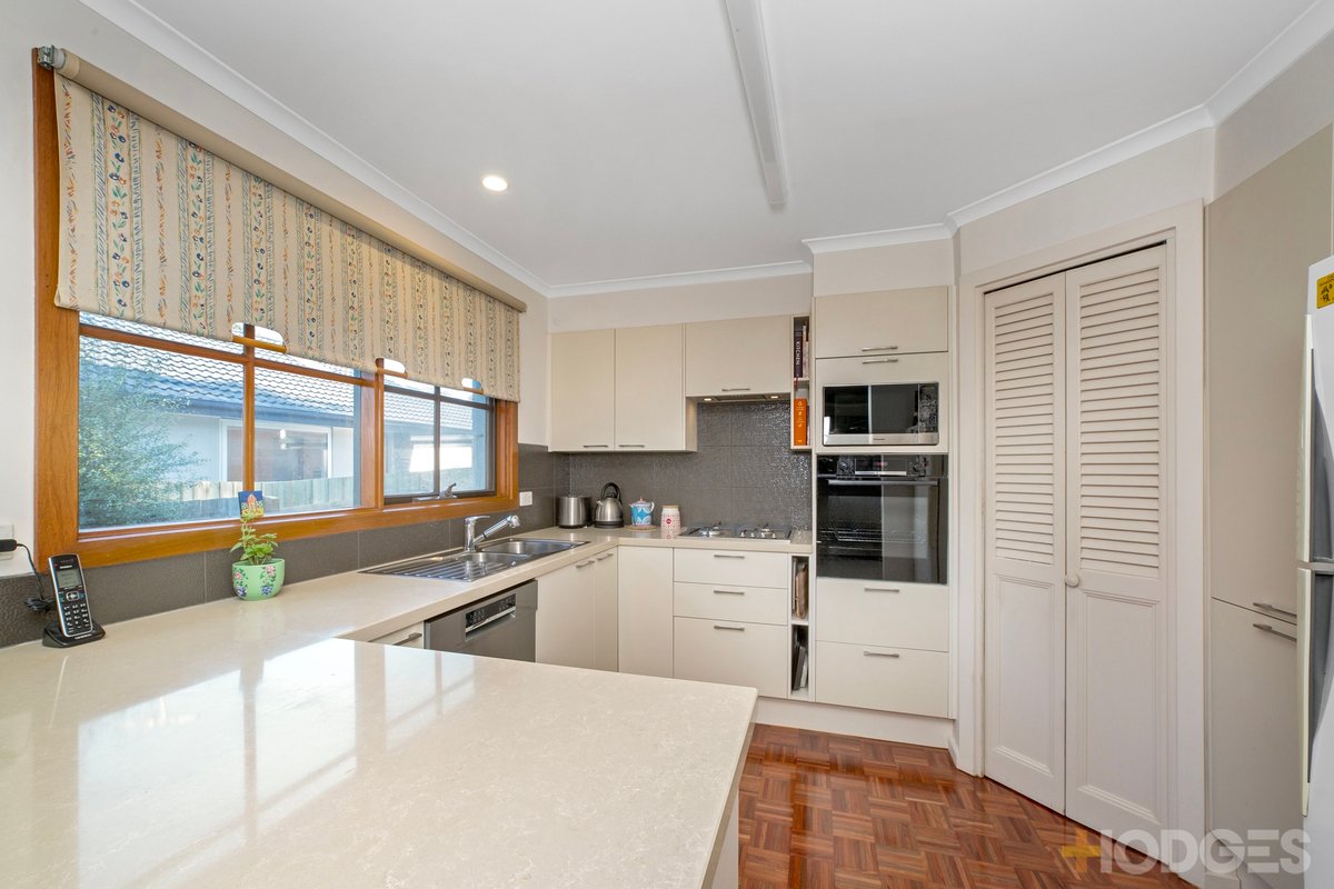 1 / 5 John Street Sandringham - Residential for sale