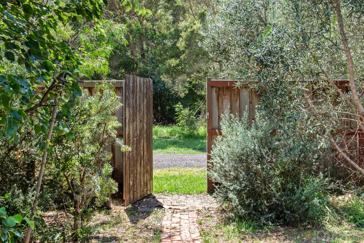 15 Kalinga Road Ocean Grove - Residential for sale