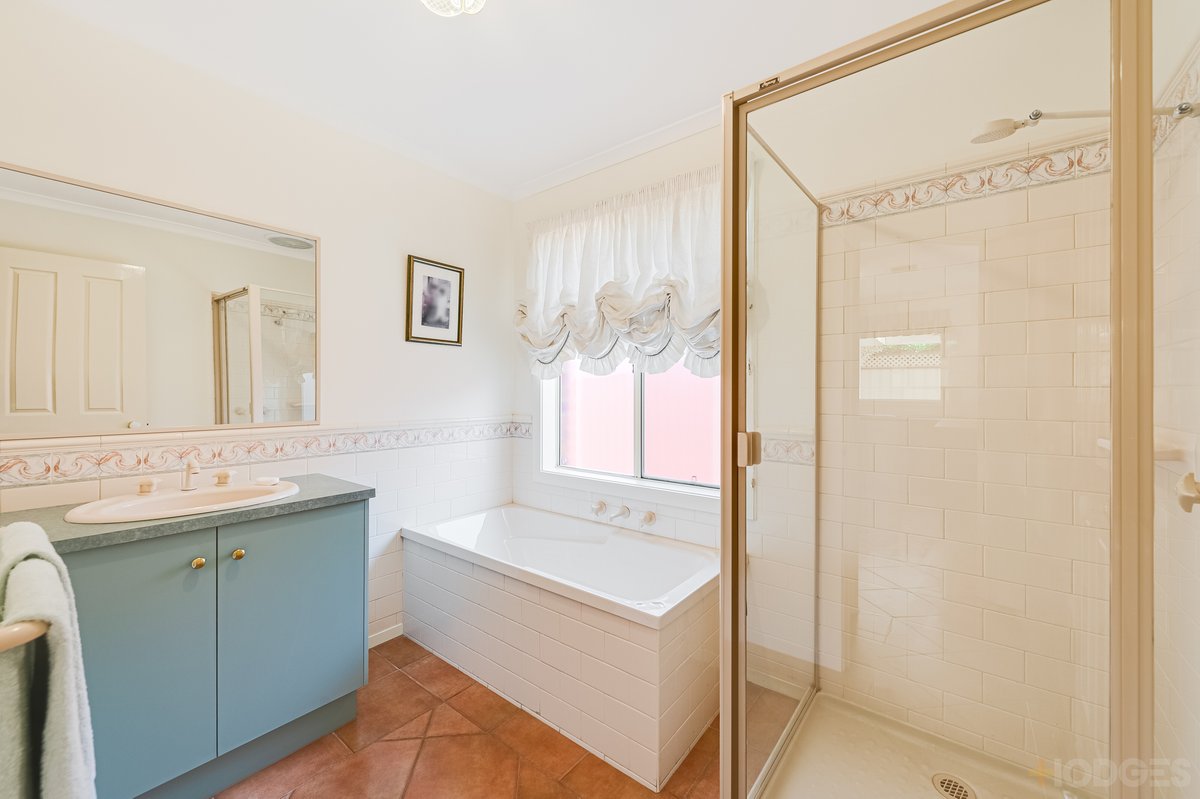15 Larose Place Werribee - Residential for sale