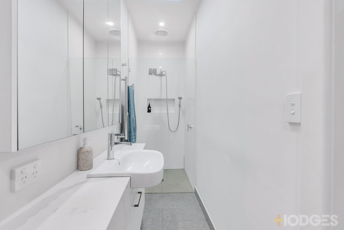 1 / 5 Lower Dandenong Road Mentone - Residential for sale