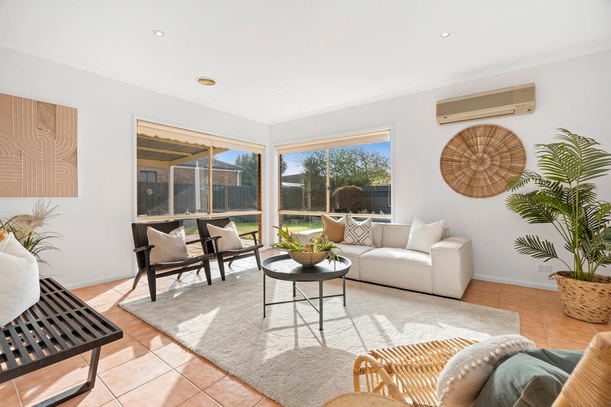 15 Nivek Court St Albans Park - Residential for sale