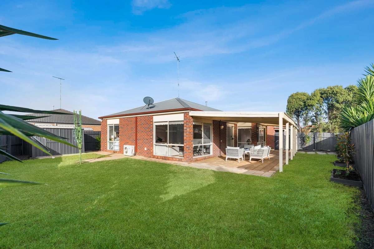 15 Nivek Court St Albans Park - Residential for sale