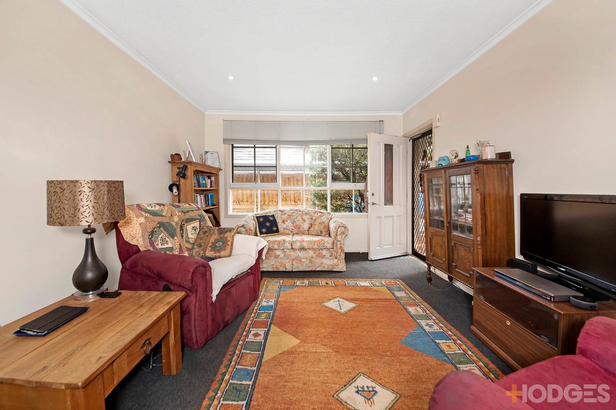 1 / 5 Olive Grove Mentone - Residential for sale