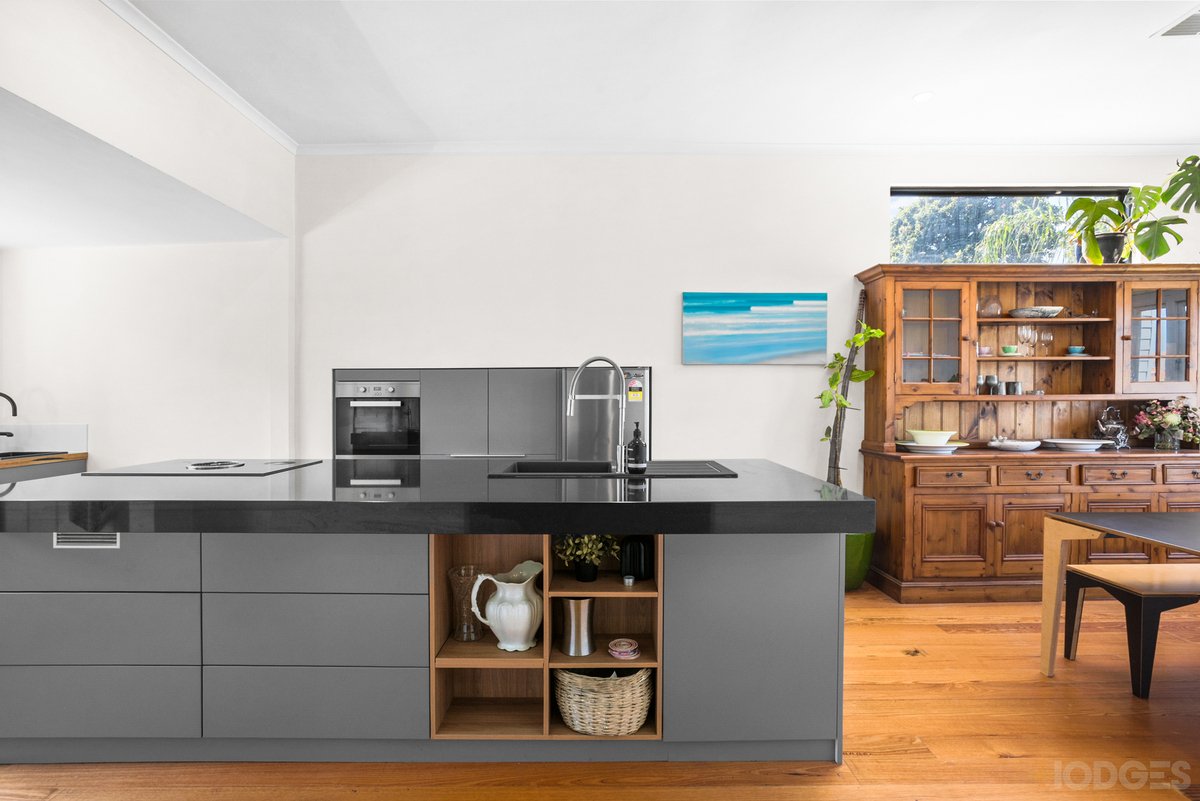 15 Riviera Street Mentone - Residential for sale