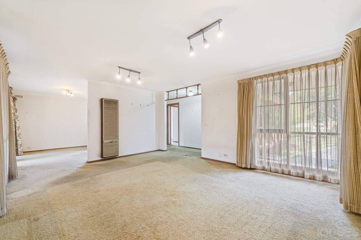 150 Morris Road Hoppers Crossing - Residential for sale
