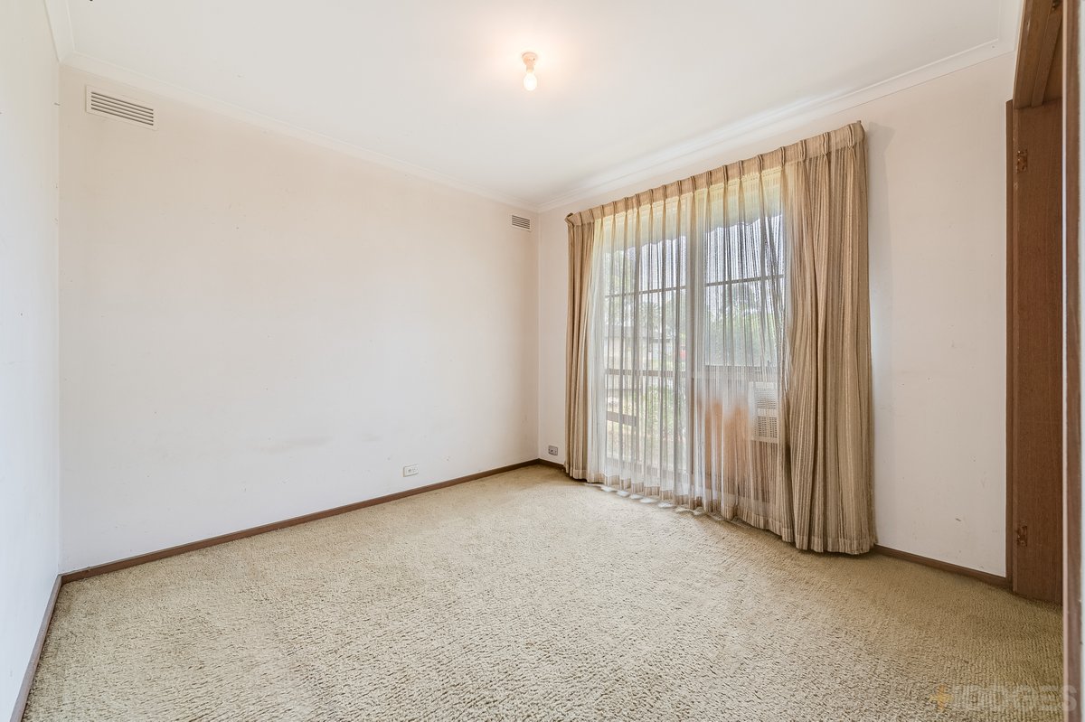 150 Morris Road Hoppers Crossing - Residential for sale