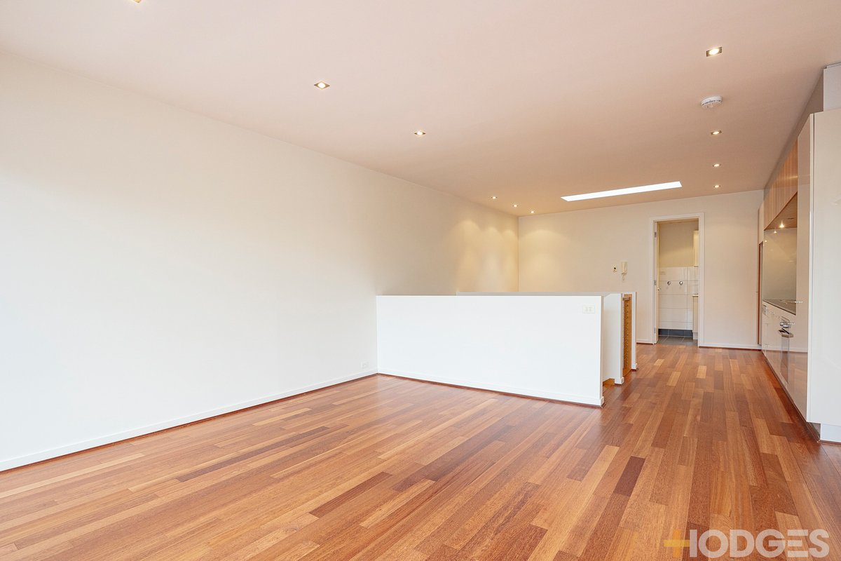 15 / 14 Macquarie Street PRAHRAN - Residential for lease
