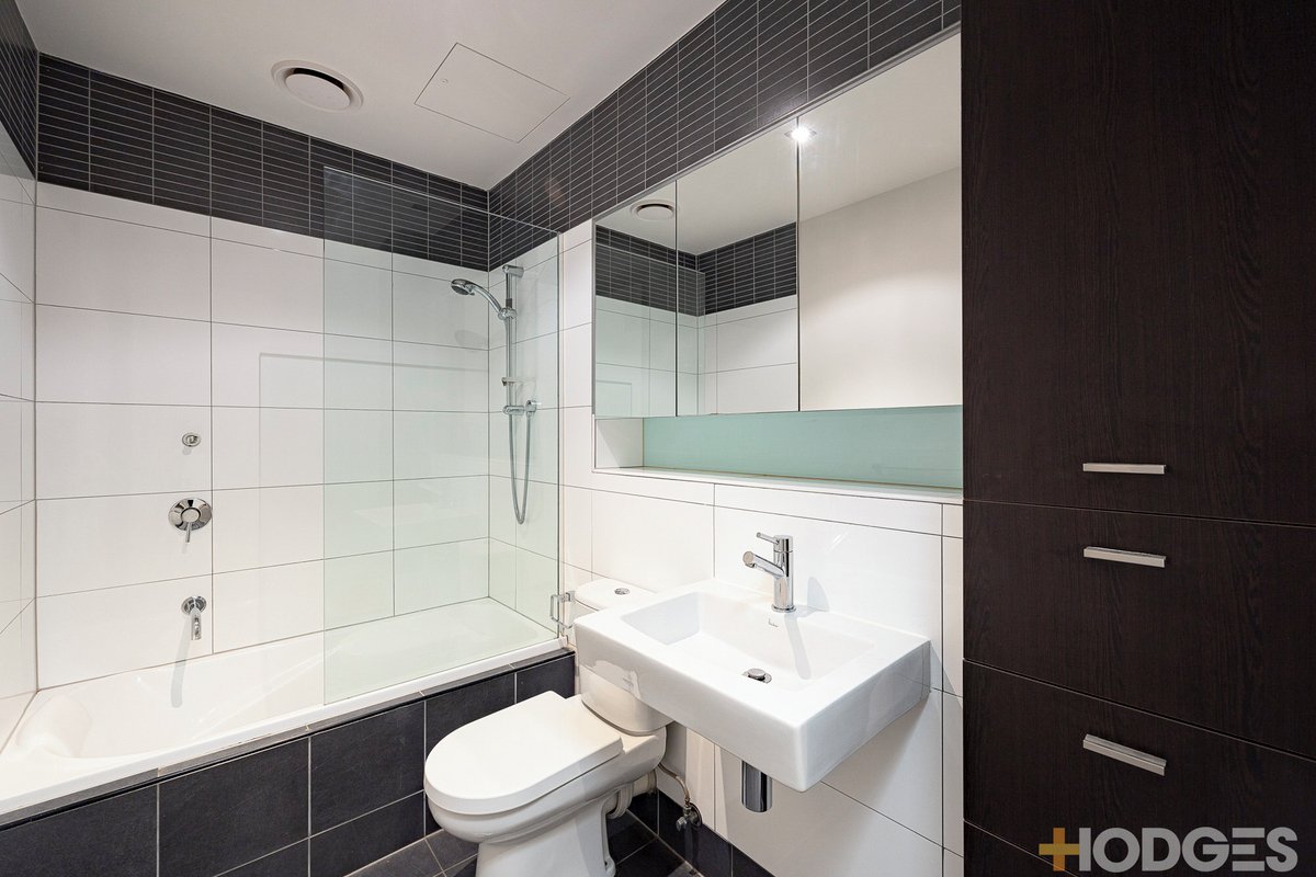 15 / 14 Macquarie Street PRAHRAN - Residential for lease