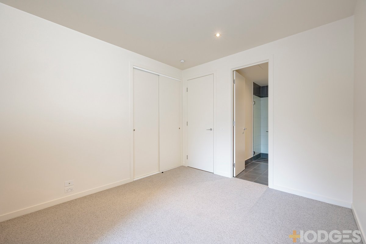 15 / 14 Macquarie Street PRAHRAN - Residential for lease