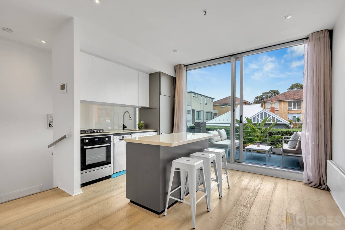 1 / 52 Fitzroy Street St Kilda - Residential for sale