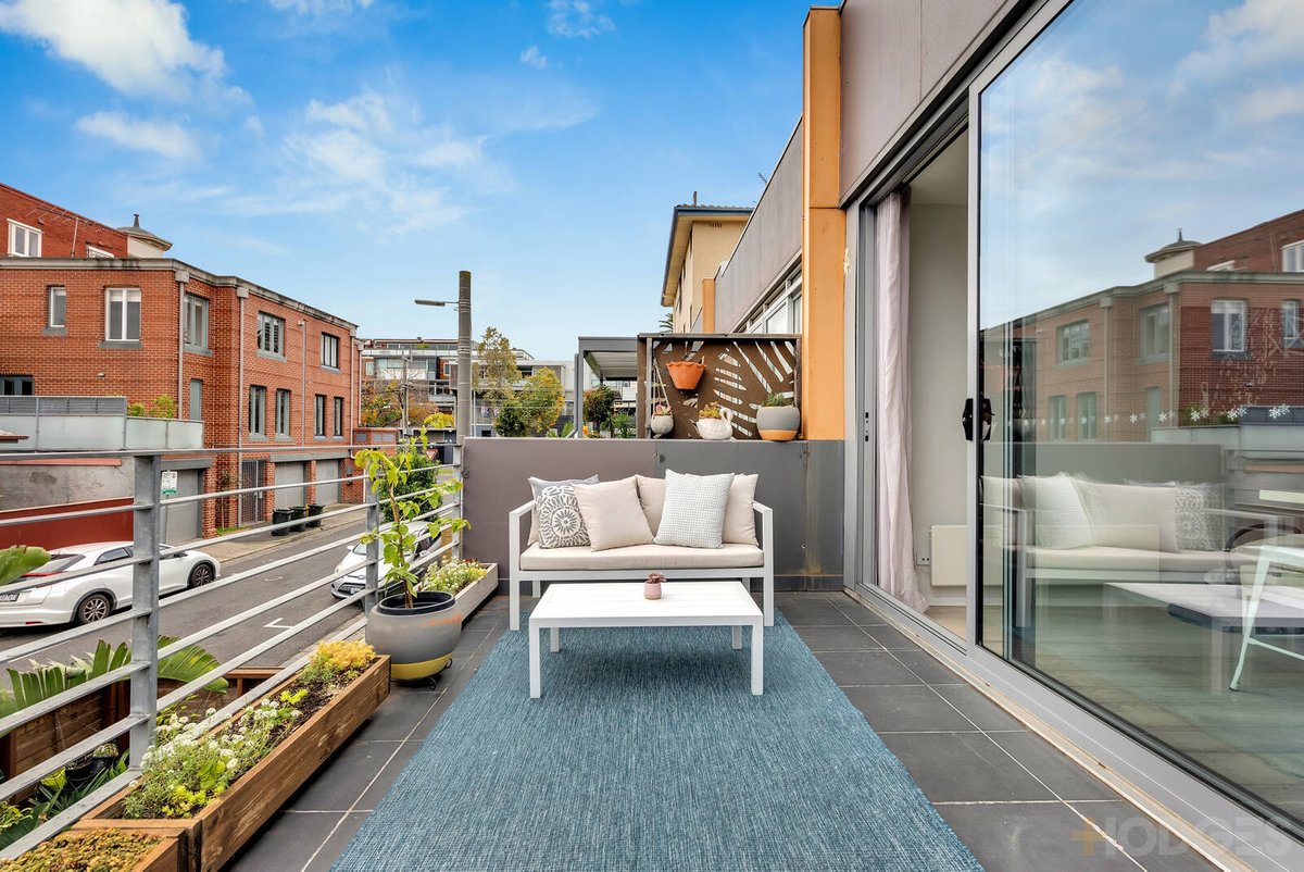 1 / 52 Fitzroy Street St Kilda - Residential for sale
