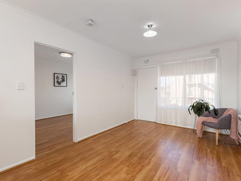15 / 2 Stenhouse Avenue BROOKLYN - Residential for sale