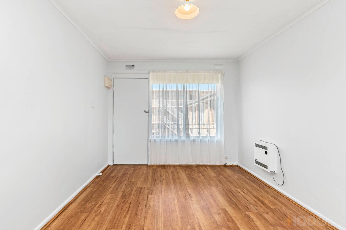 15 / 2 Stenhouse Avenue Brooklyn - Residential for sale