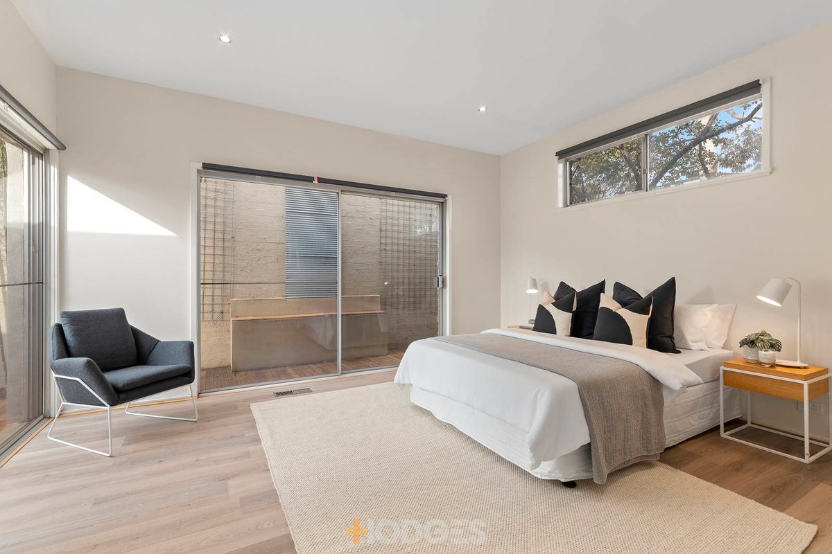 1 / 528 Bluff Road Hampton - Residential for sale