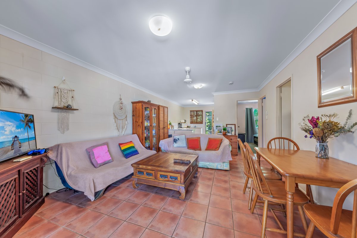 15/28 Island Drive, CANNONVALE QLD 4802