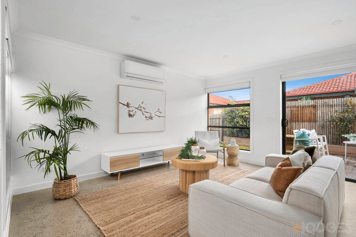 1 / 55 Isabella Street Geelong West - Residential for sale
